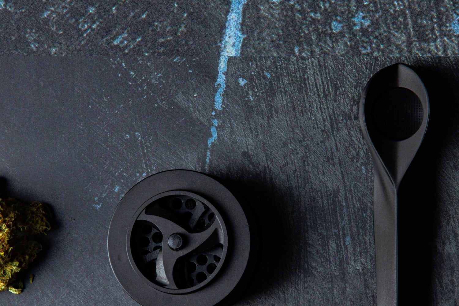 Medijane: Pfeife & Grinder Banner